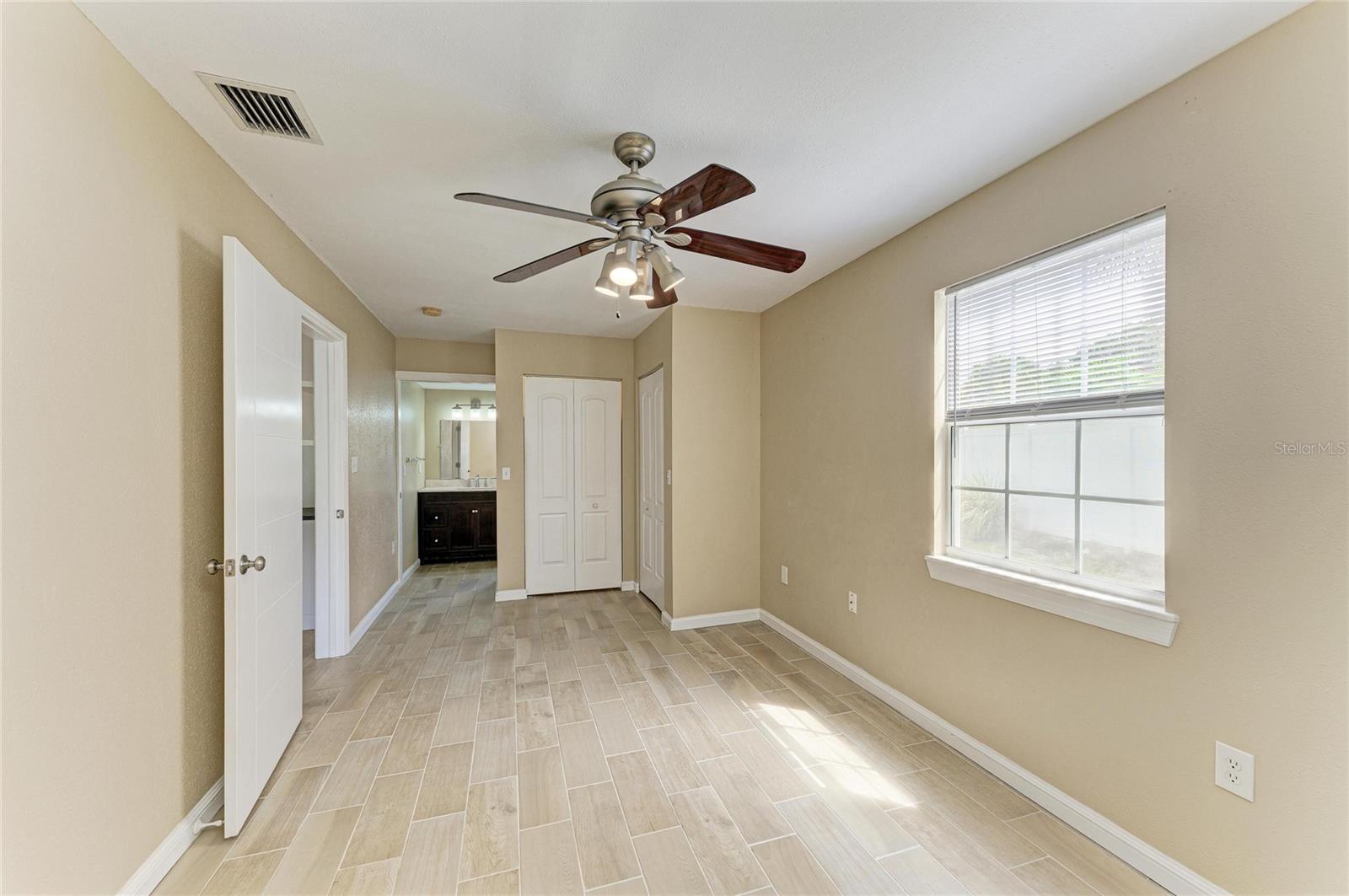 LOMA LINDA PARK - Residential