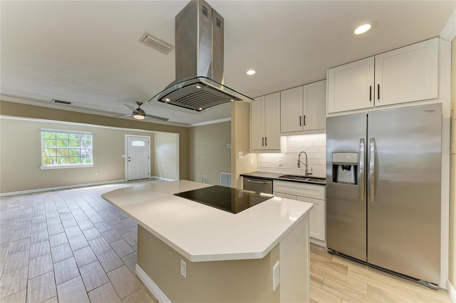 LOMA LINDA PARK - Residential