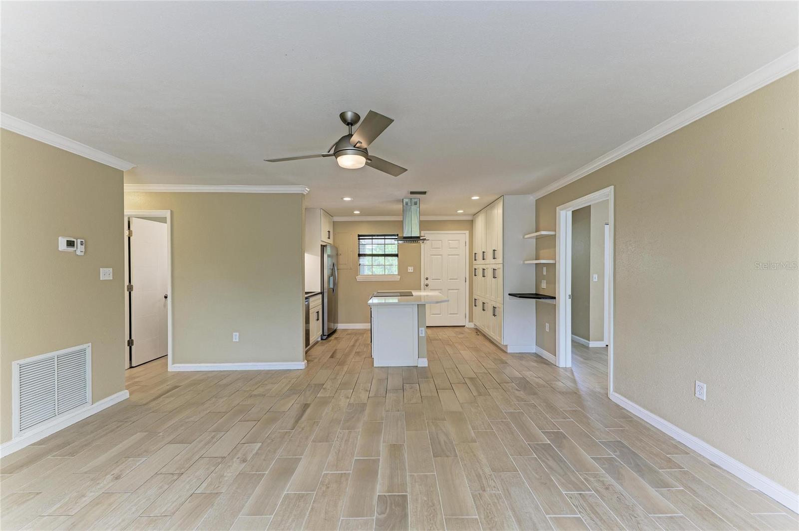 LOMA LINDA PARK - Residential