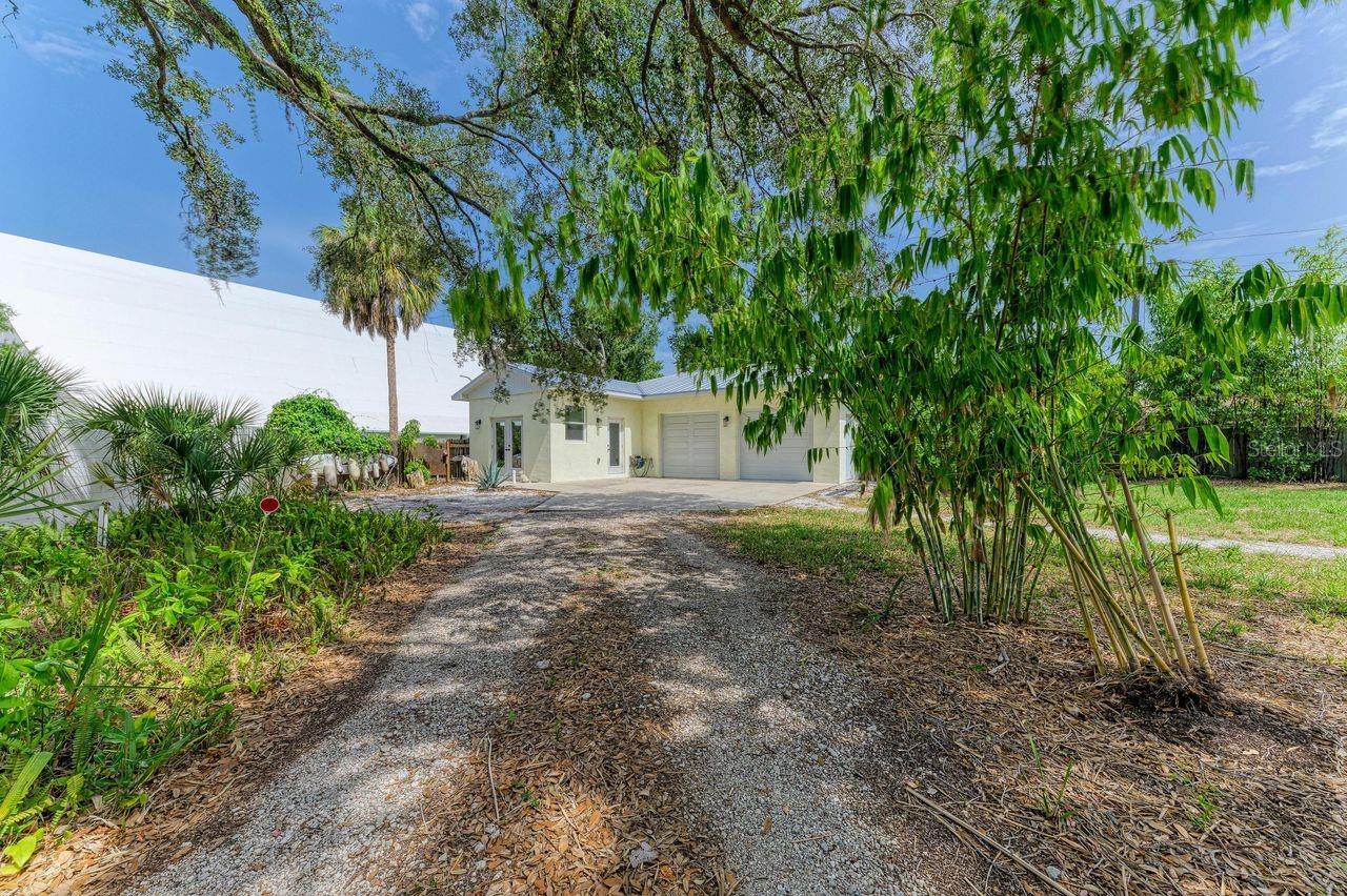 LOMA LINDA PARK - Residential