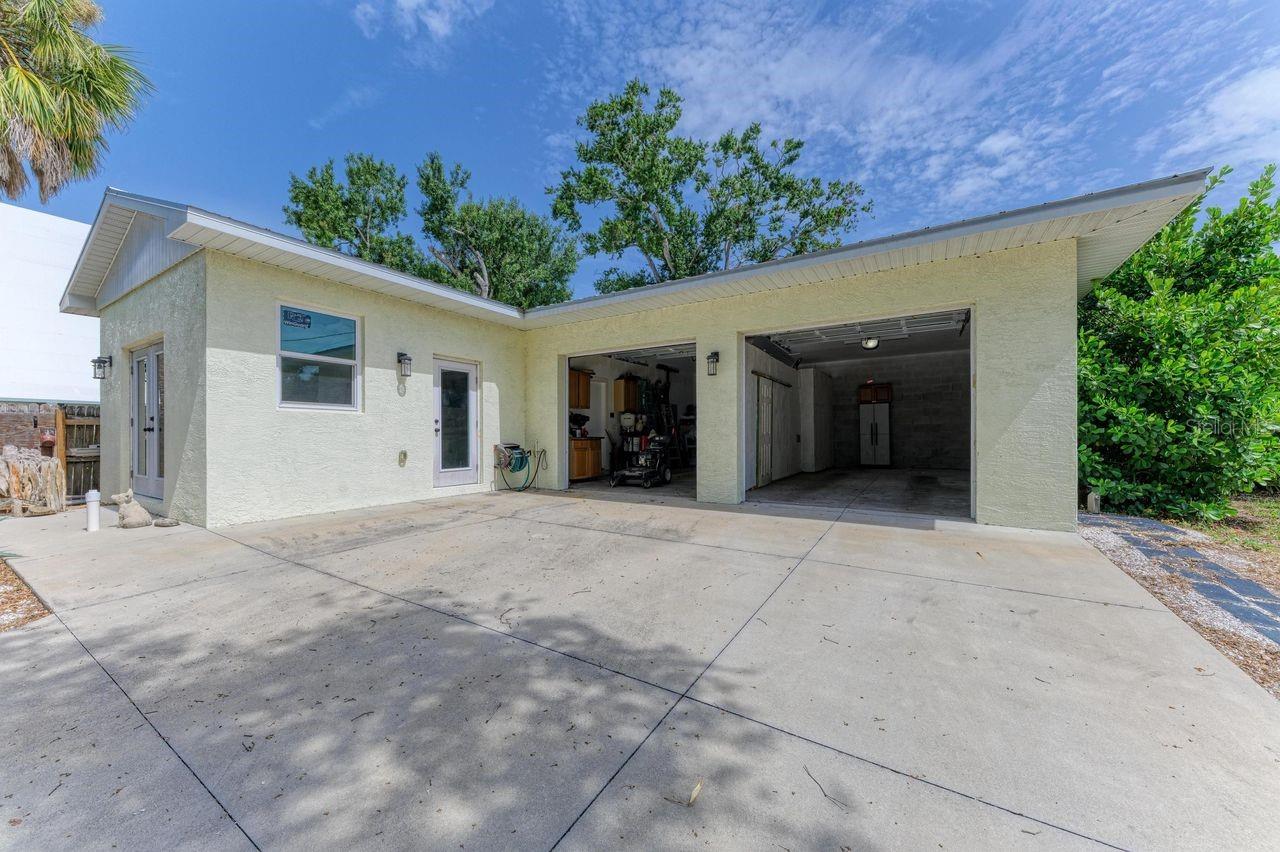 LOMA LINDA PARK - Residential