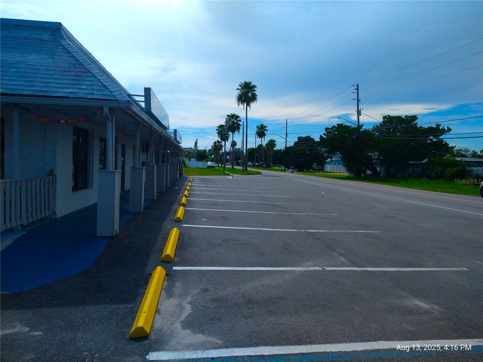 HUDSON BEACH ESTATES - Commercial Sale