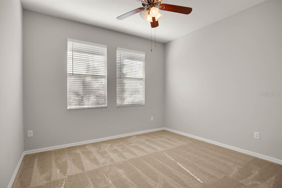 FISHHAWK RANCH PH 2 PARCEL R UNIT 1 - Residential Lease