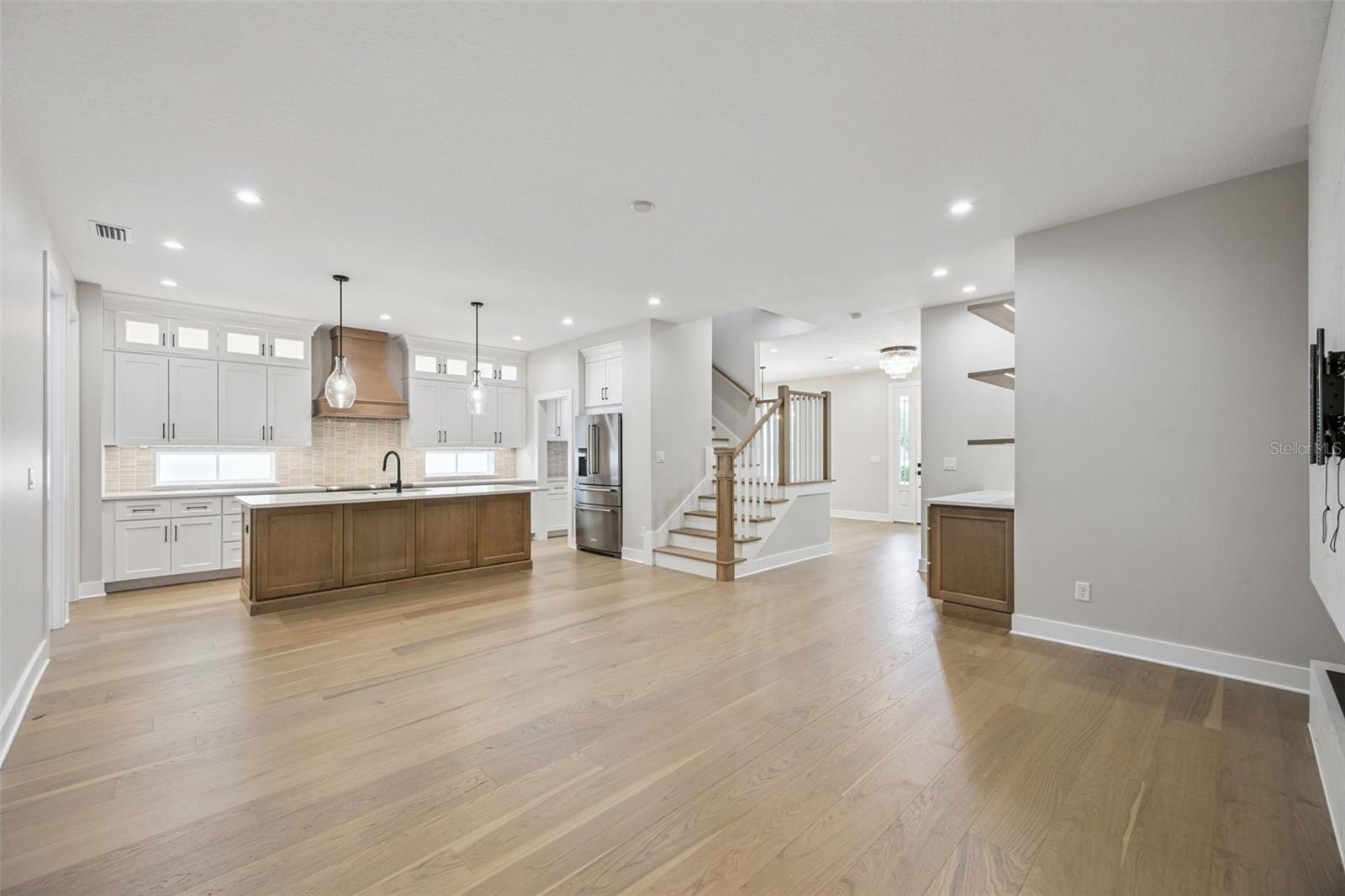 AUTRYS PARK - Residential Lease