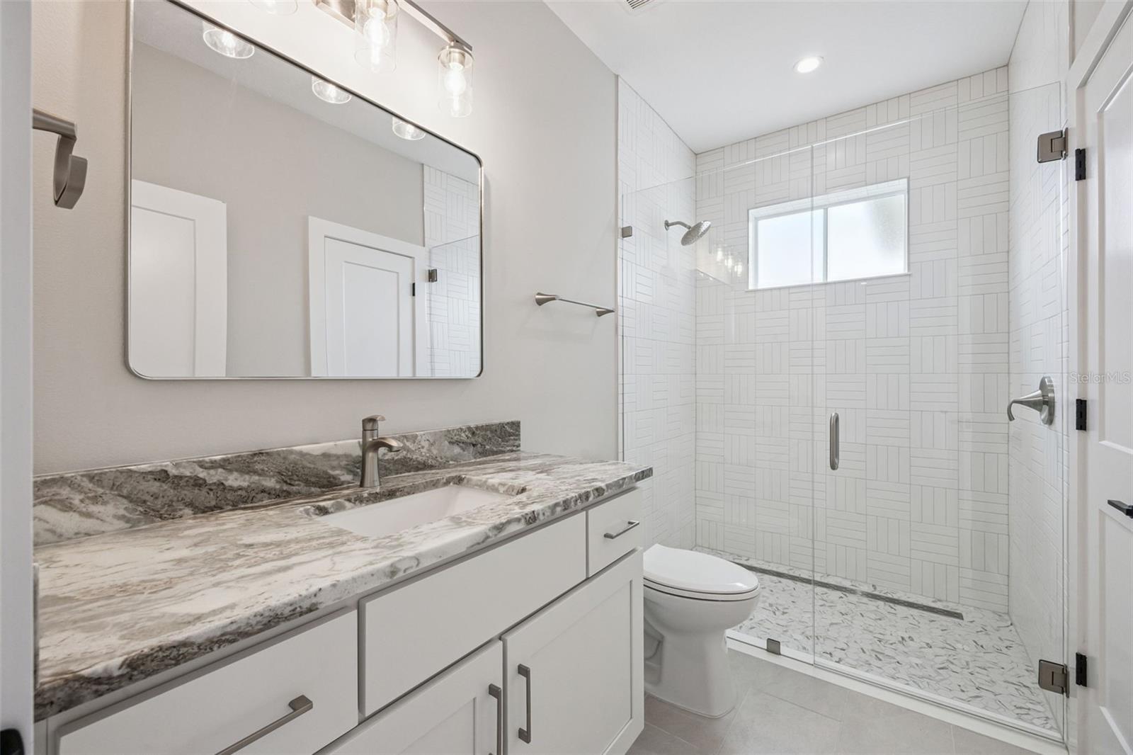 AUTRYS PARK - Residential Lease