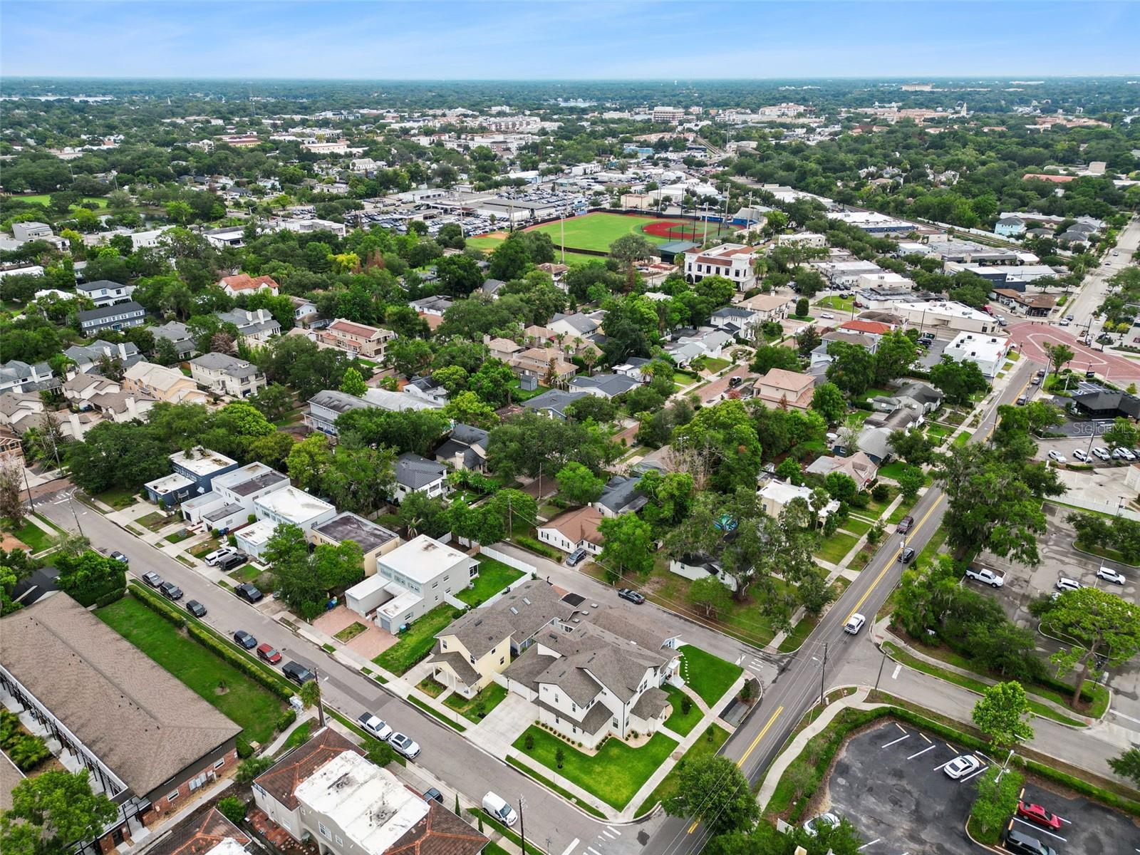 AUTRYS PARK - Residential Lease