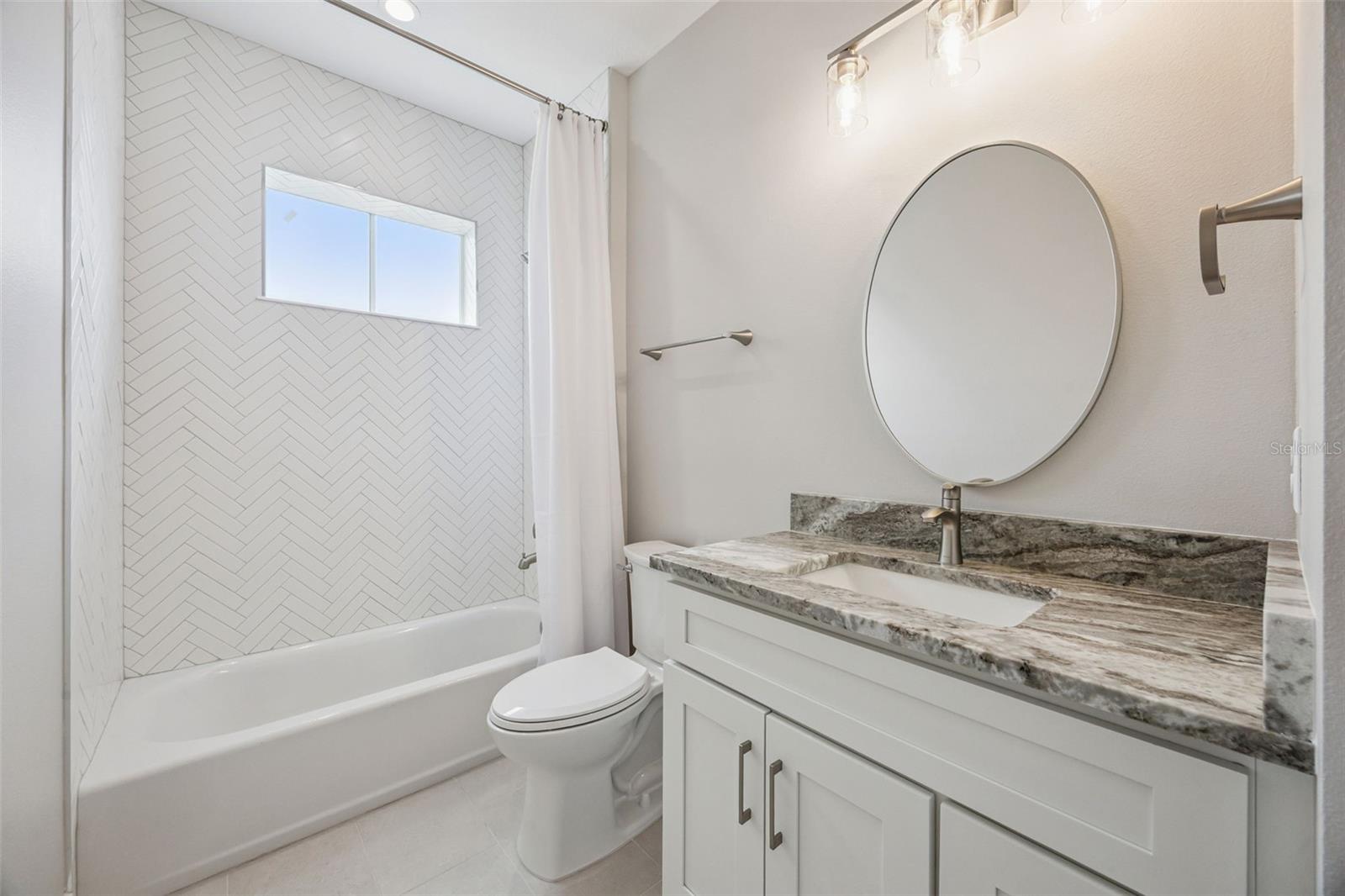 AUTRYS PARK - Residential Lease