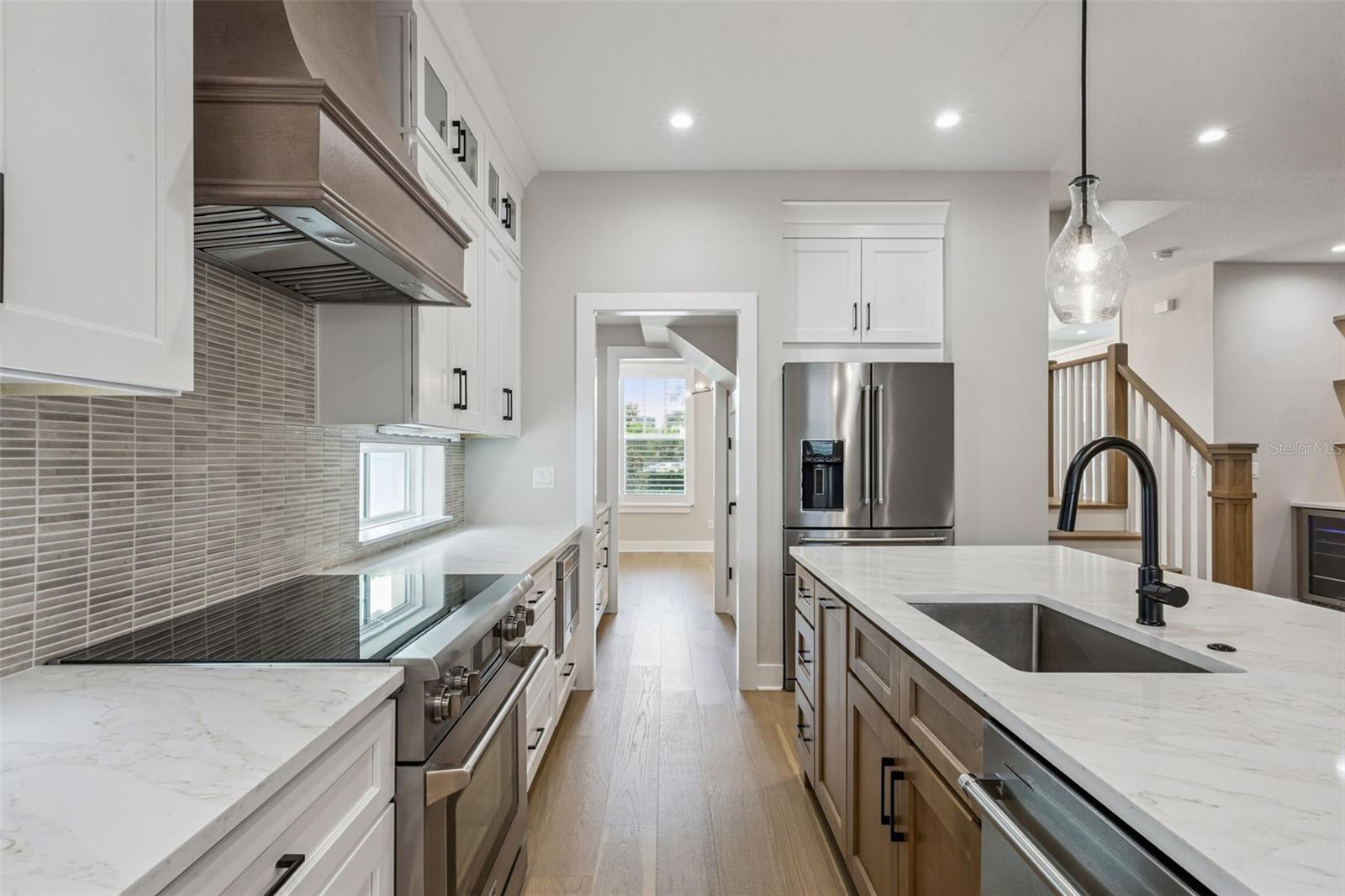 AUTRYS PARK - Residential Lease