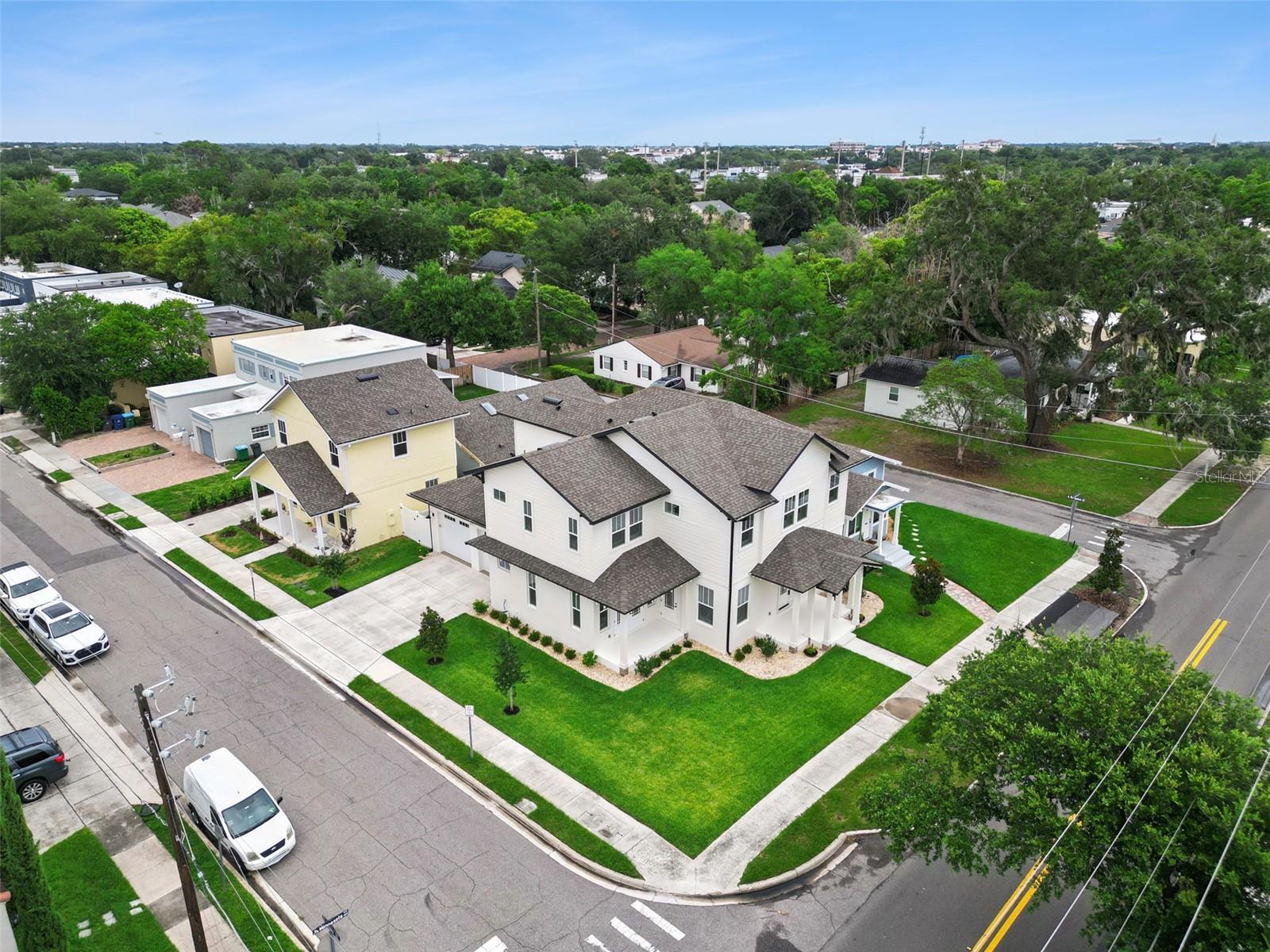 AUTRYS PARK - Residential Lease