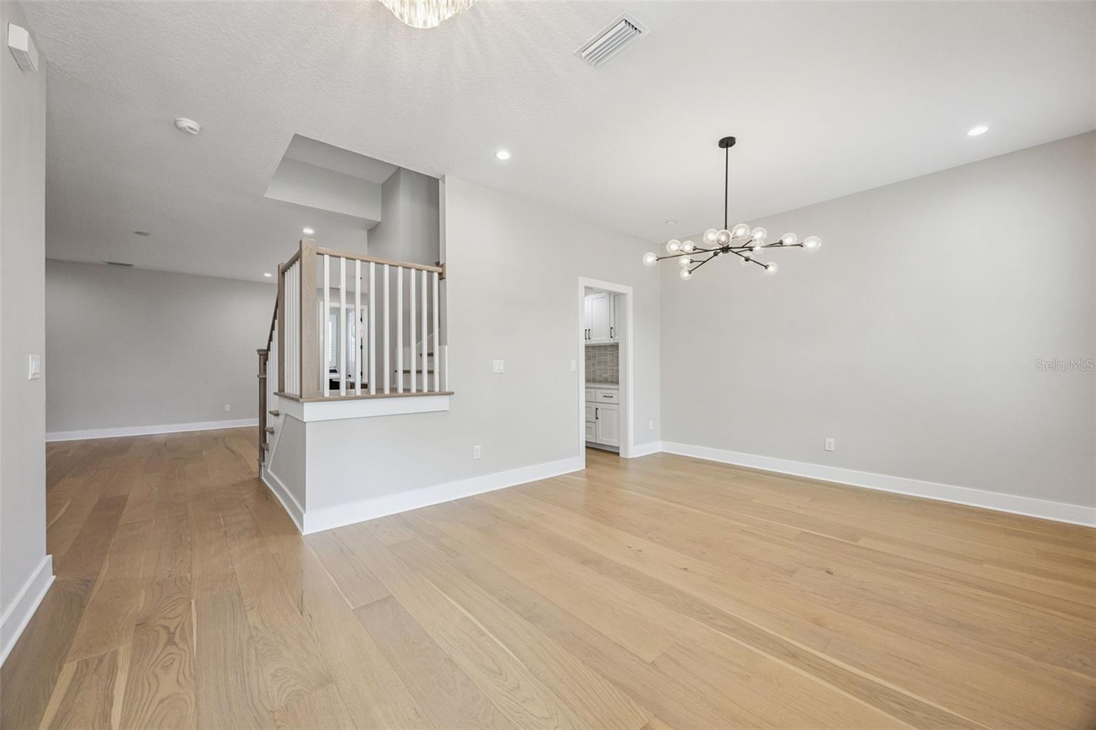 AUTRYS PARK - Residential Lease