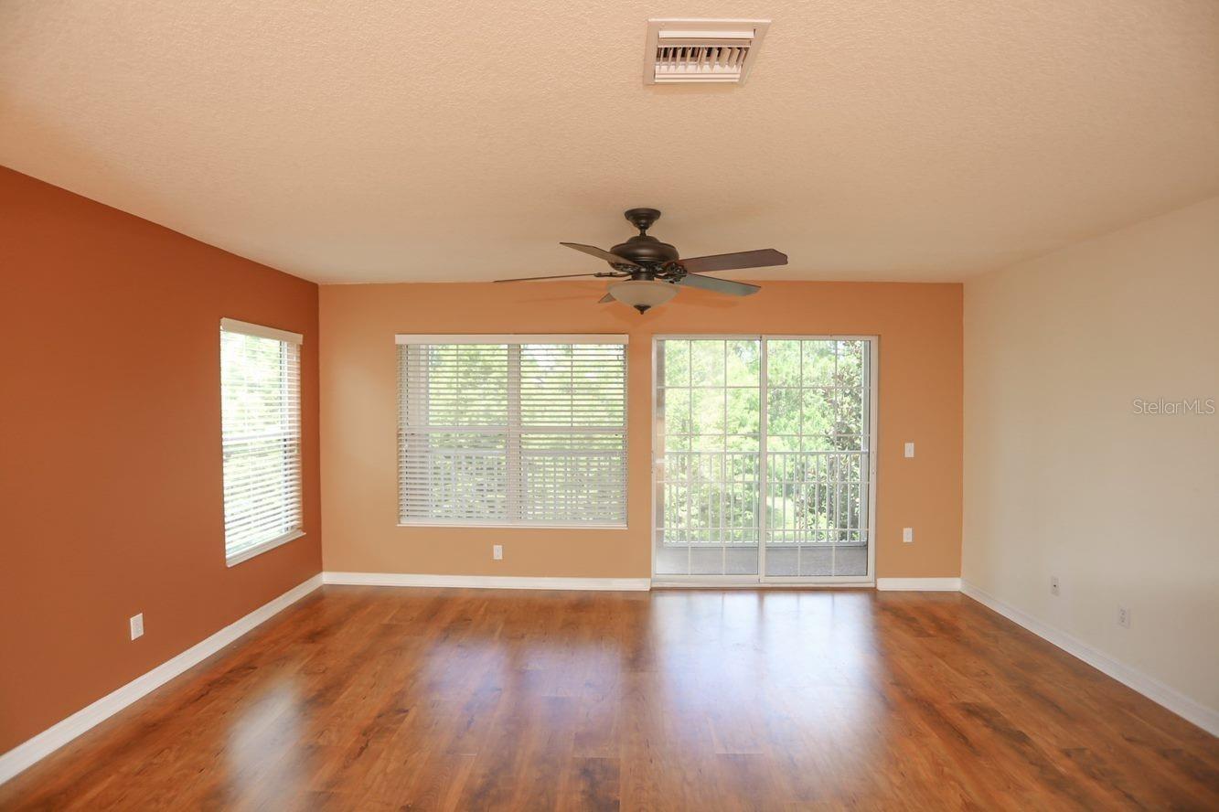 WILLOWBROOK A CONDO PH 5 OR2232/5864 - Residential Lease
