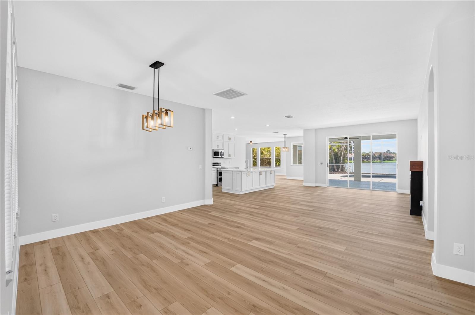 OCEANSIDE VILLAGE PH 3 B-3 - Residential
