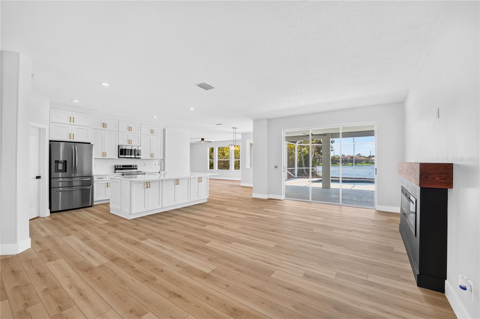 OCEANSIDE VILLAGE PH 3 B-3 - Residential