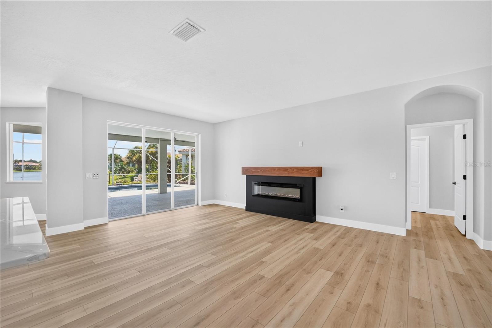 OCEANSIDE VILLAGE PH 3 B-3 - Residential