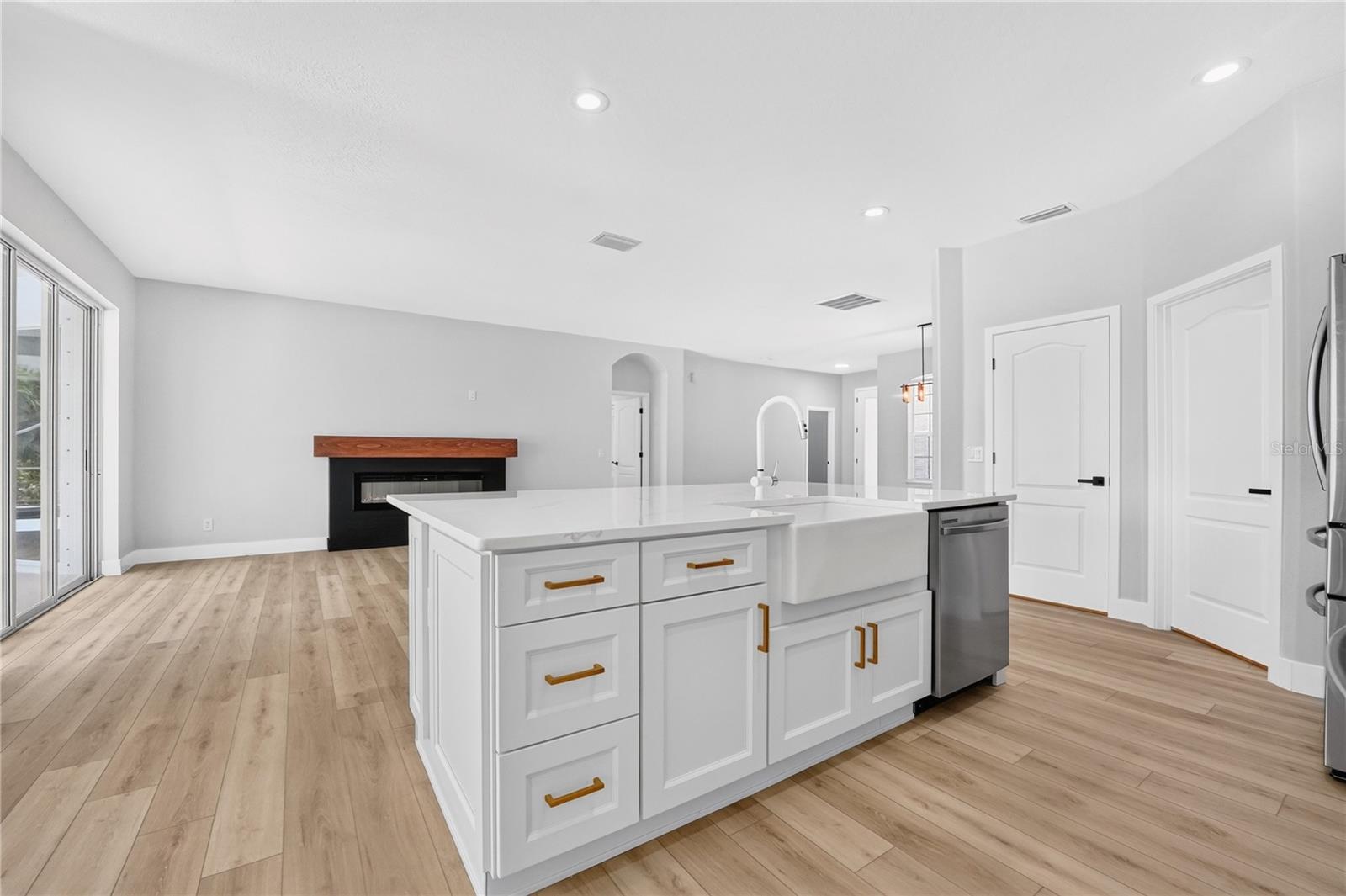 OCEANSIDE VILLAGE PH 3 B-3 - Residential