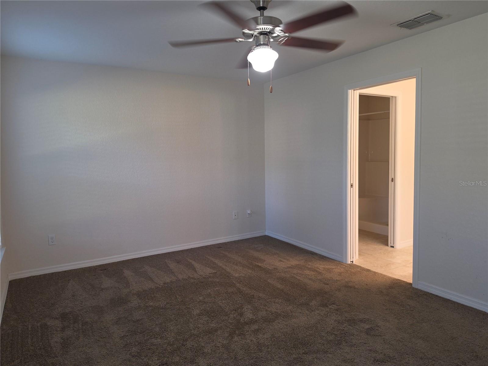 OCALA PARK ESTATE - Residential Lease