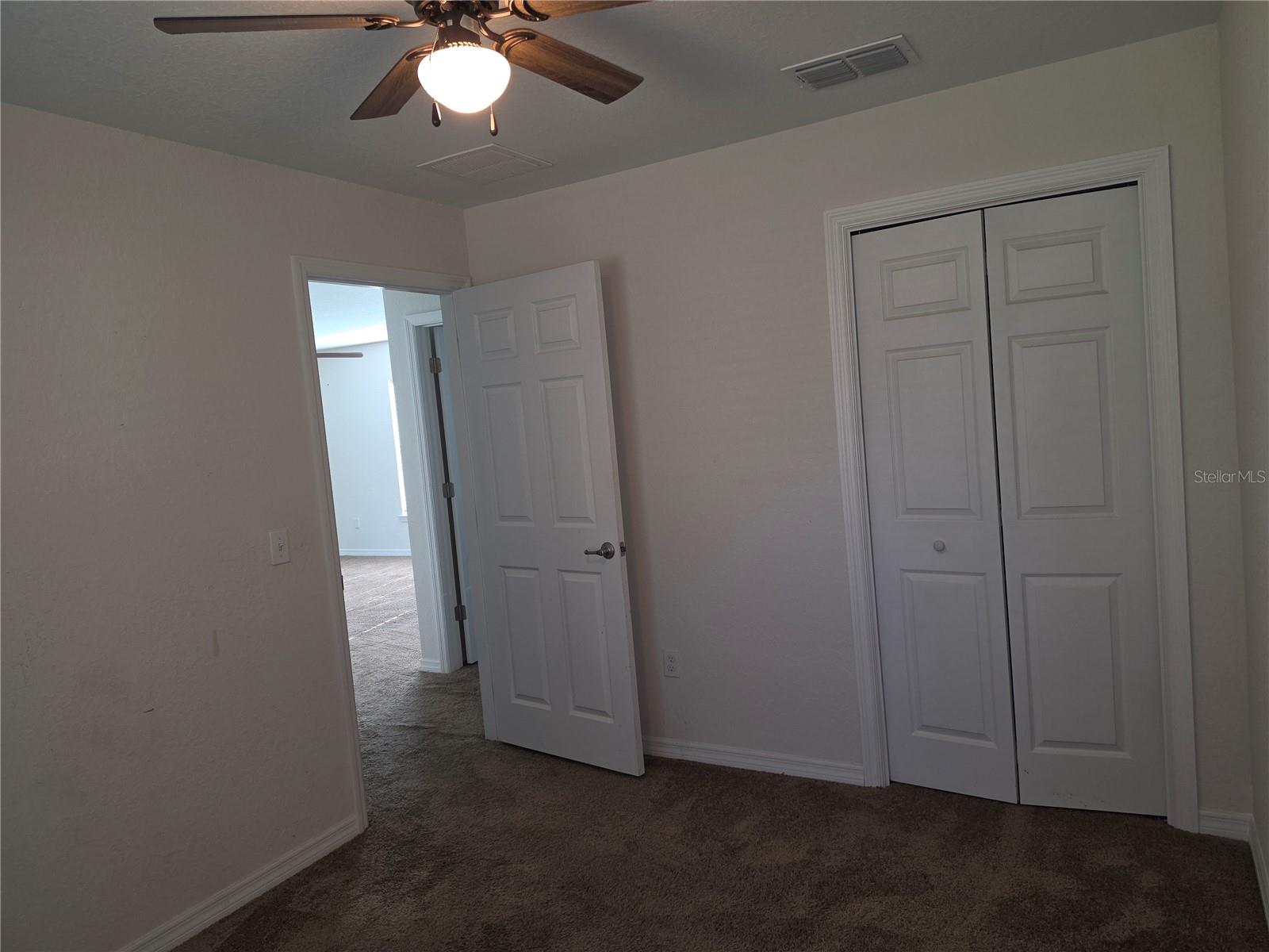 OCALA PARK ESTATE - Residential Lease