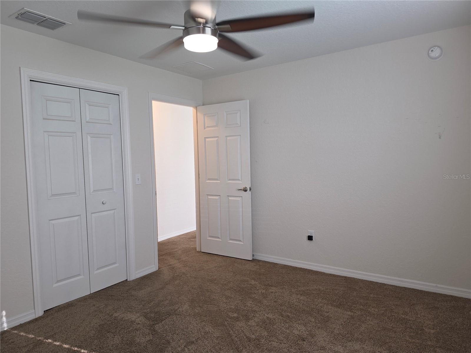 OCALA PARK ESTATE - Residential Lease