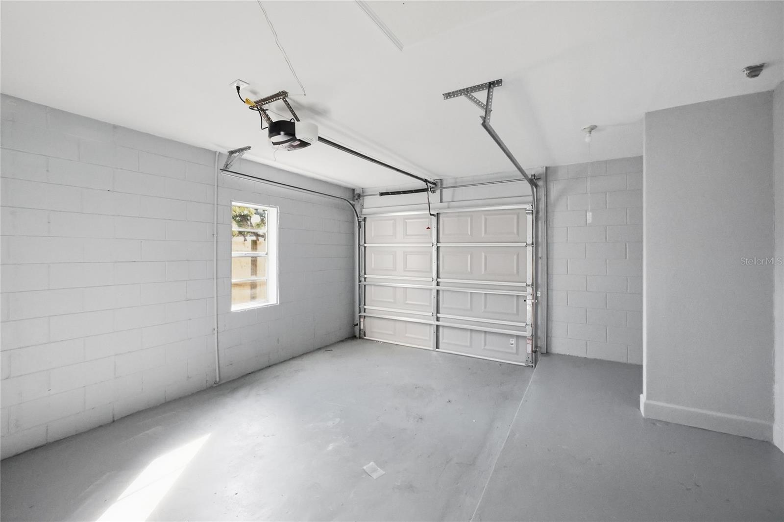 HIGHLAND PINES UNIT 3 - Residential