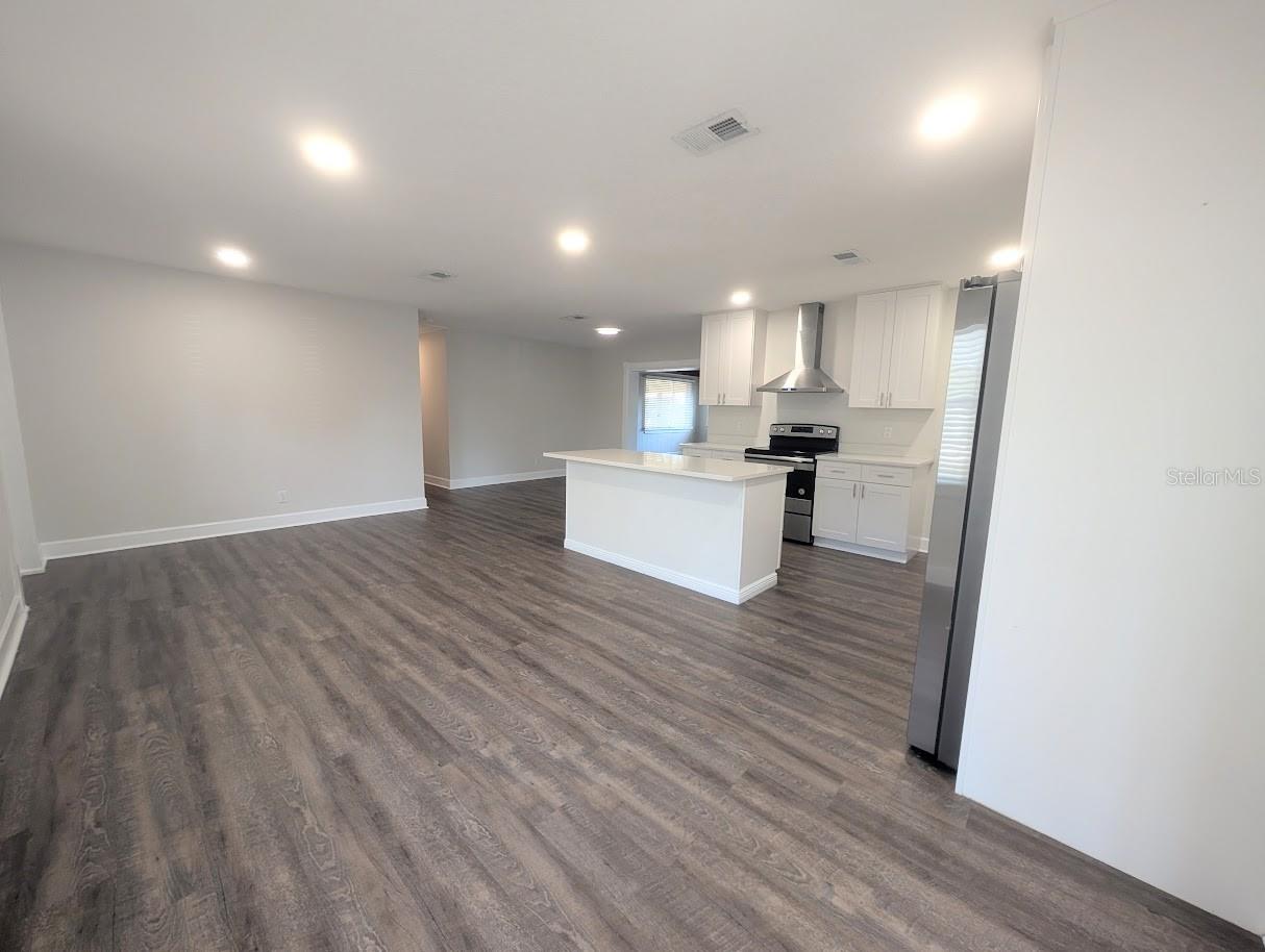GANDY MANOR - Residential