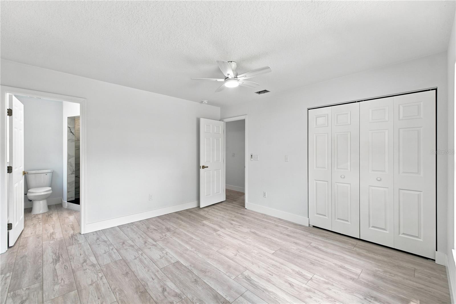 RIVERBEND MANOR - Residential