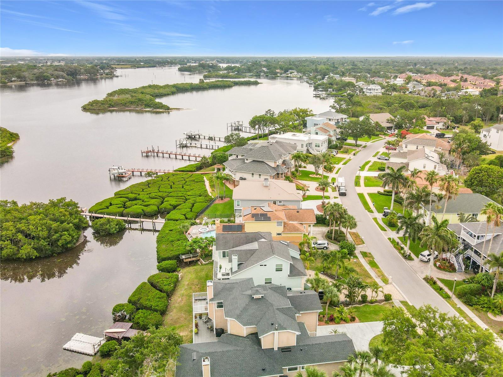 POINTE ALEXIS NORTH - Residential