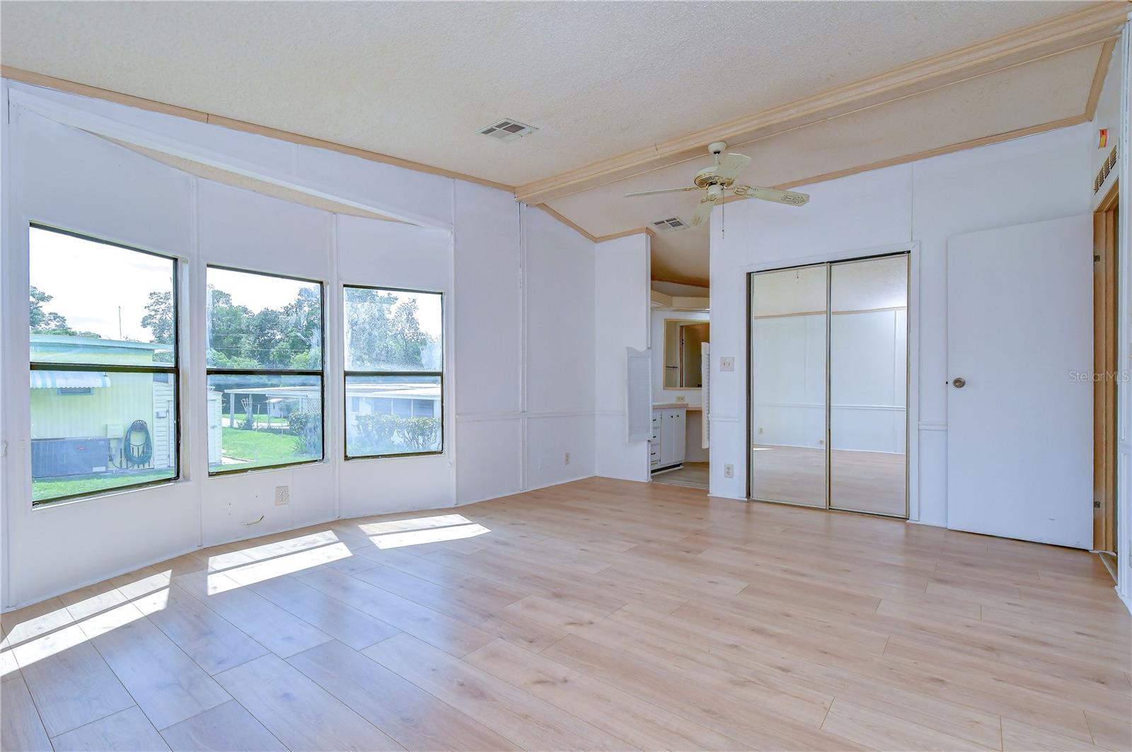 GREEN HILLS ESTATES - Residential