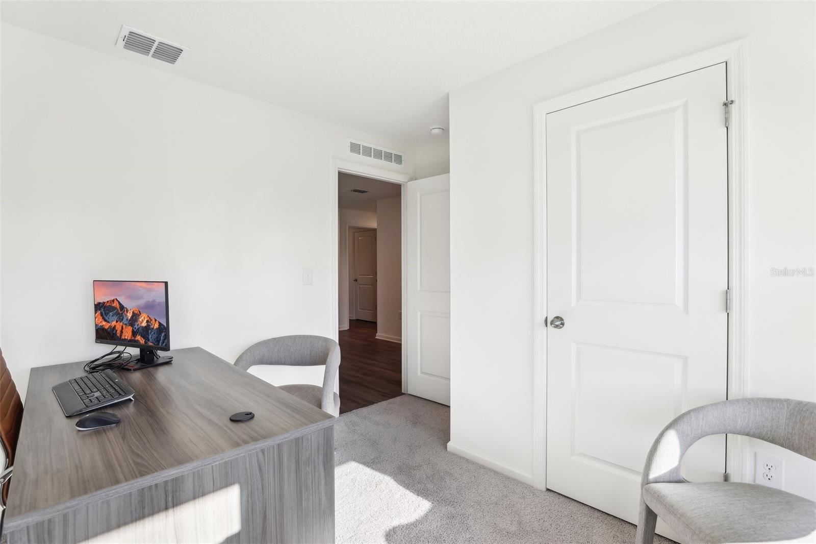 LAKEWOOD PARK - Residential