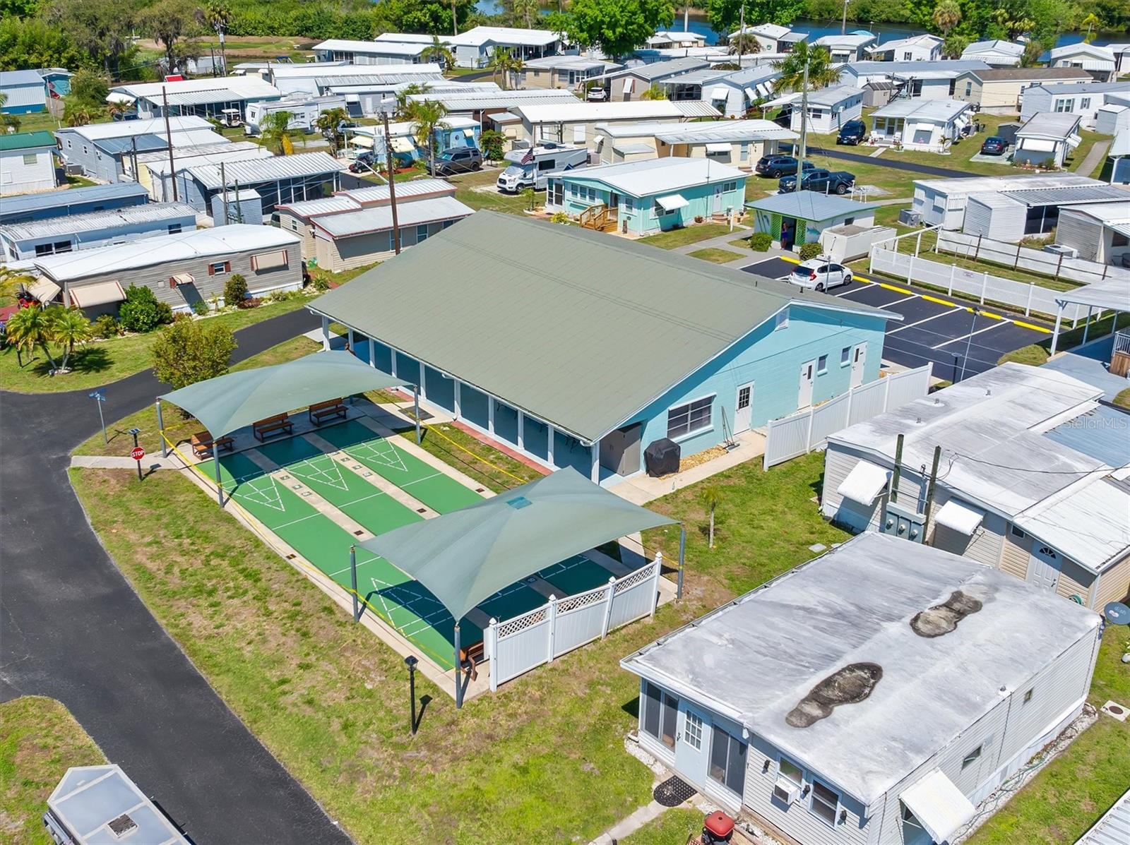 LAZY LAGOON MOB HME PARK COOP - Residential