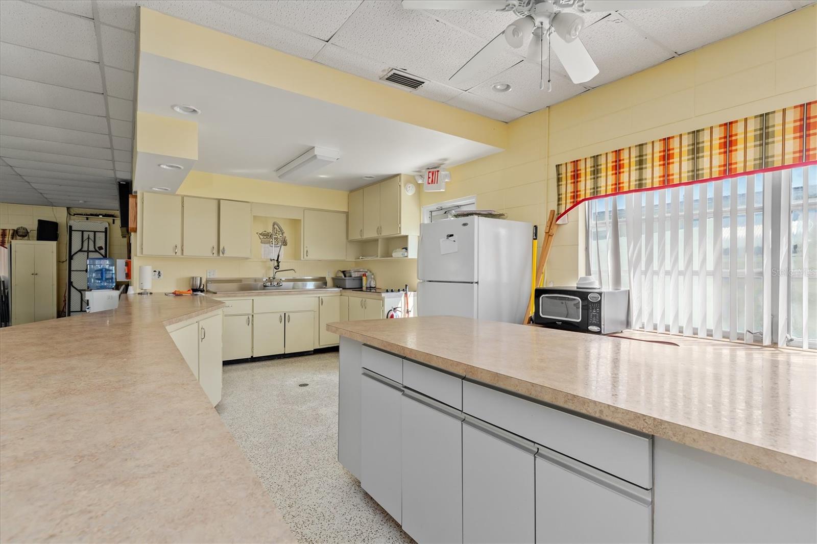 LAZY LAGOON MOB HME PARK COOP - Residential