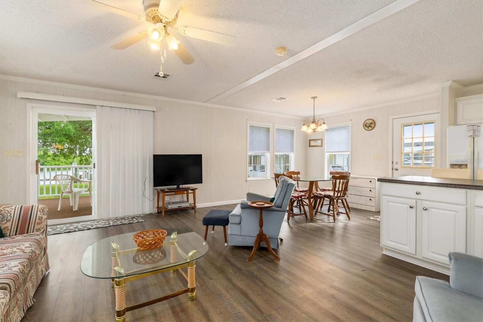 LAZY LAGOON MOB HME PARK COOP - Residential