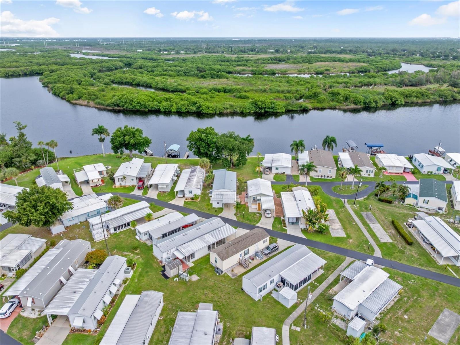 LAZY LAGOON MOB HME PARK COOP - Residential