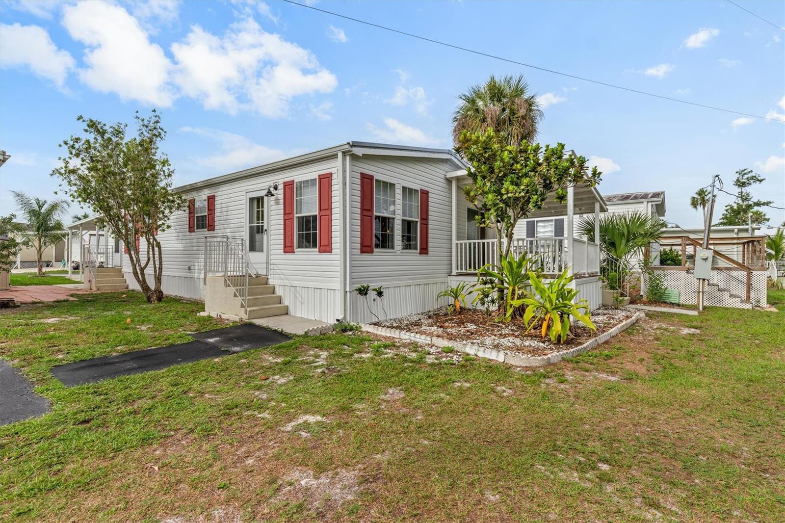 LAZY LAGOON MOB HME PARK COOP - Residential