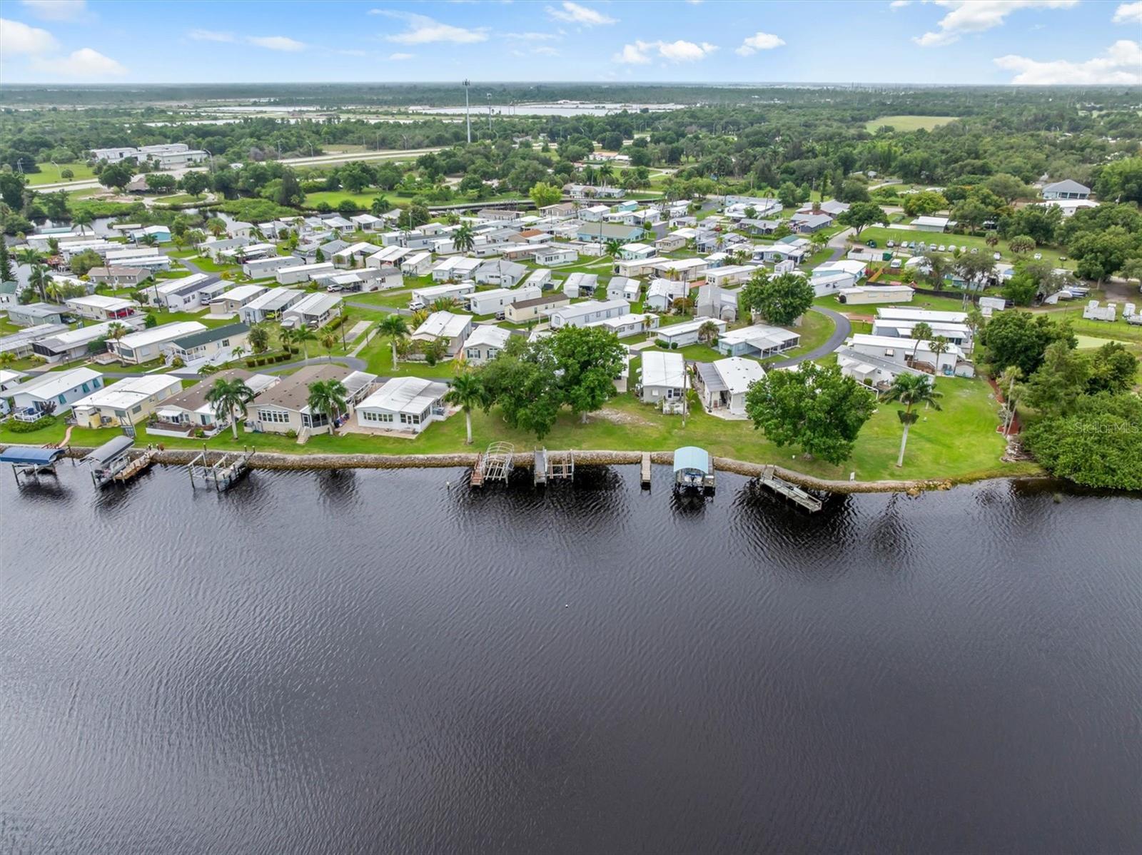 LAZY LAGOON MOB HME PARK COOP - Residential