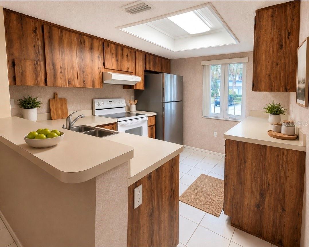 EAST LAKE WOODLANDS CYPRESS ESTATES - Residential