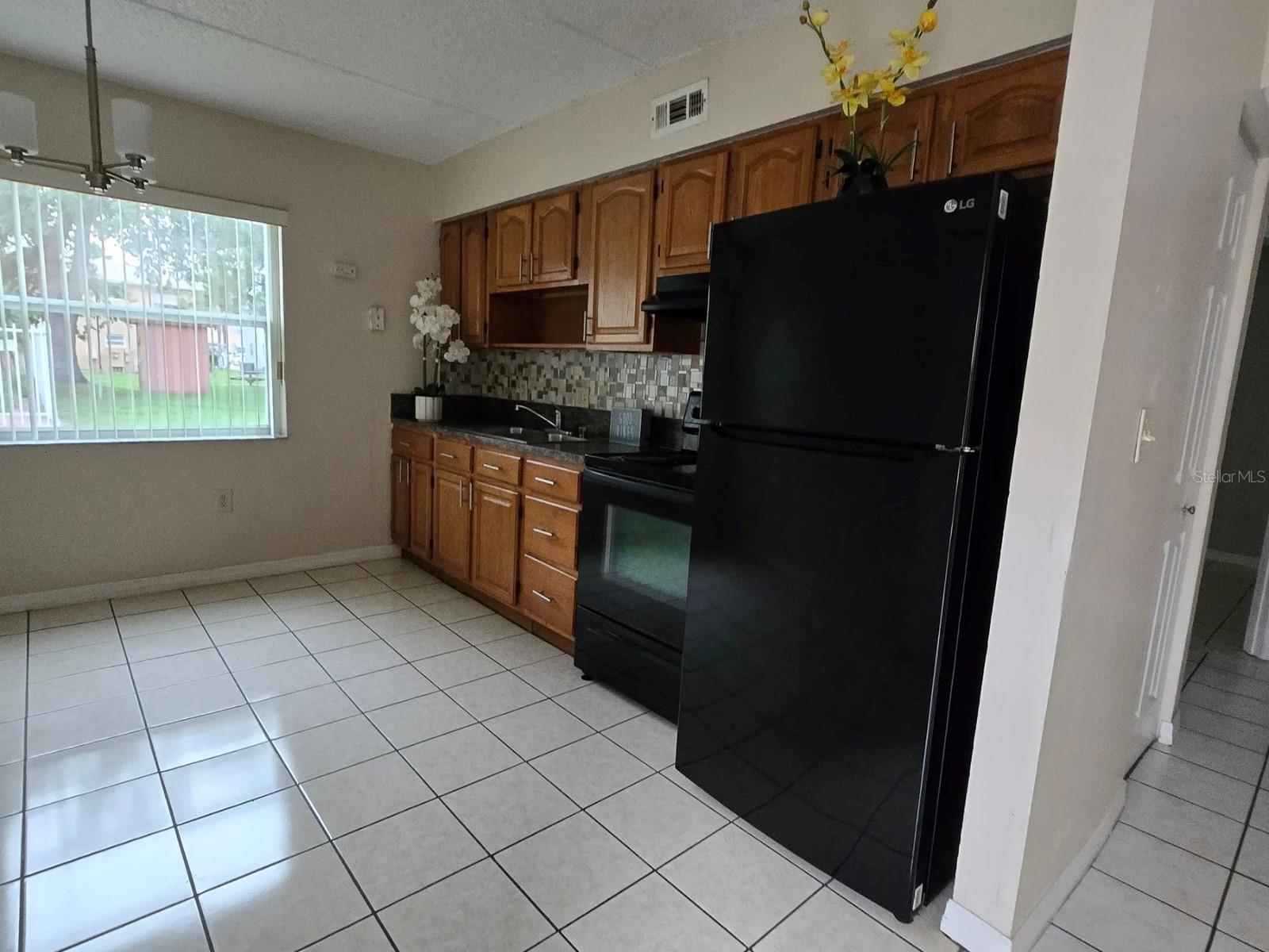 PALM GARDENS CONDO - Residential Lease