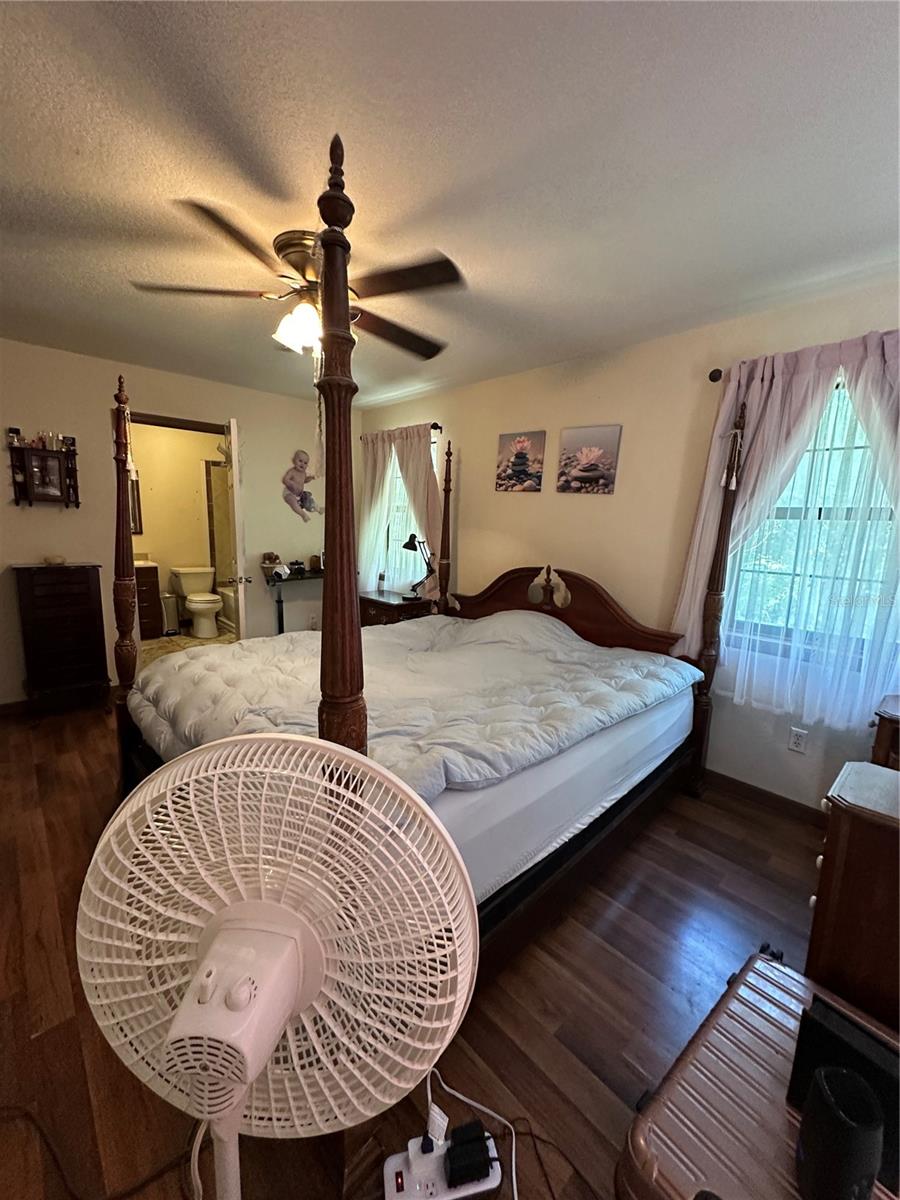 SABAL PARK - Residential