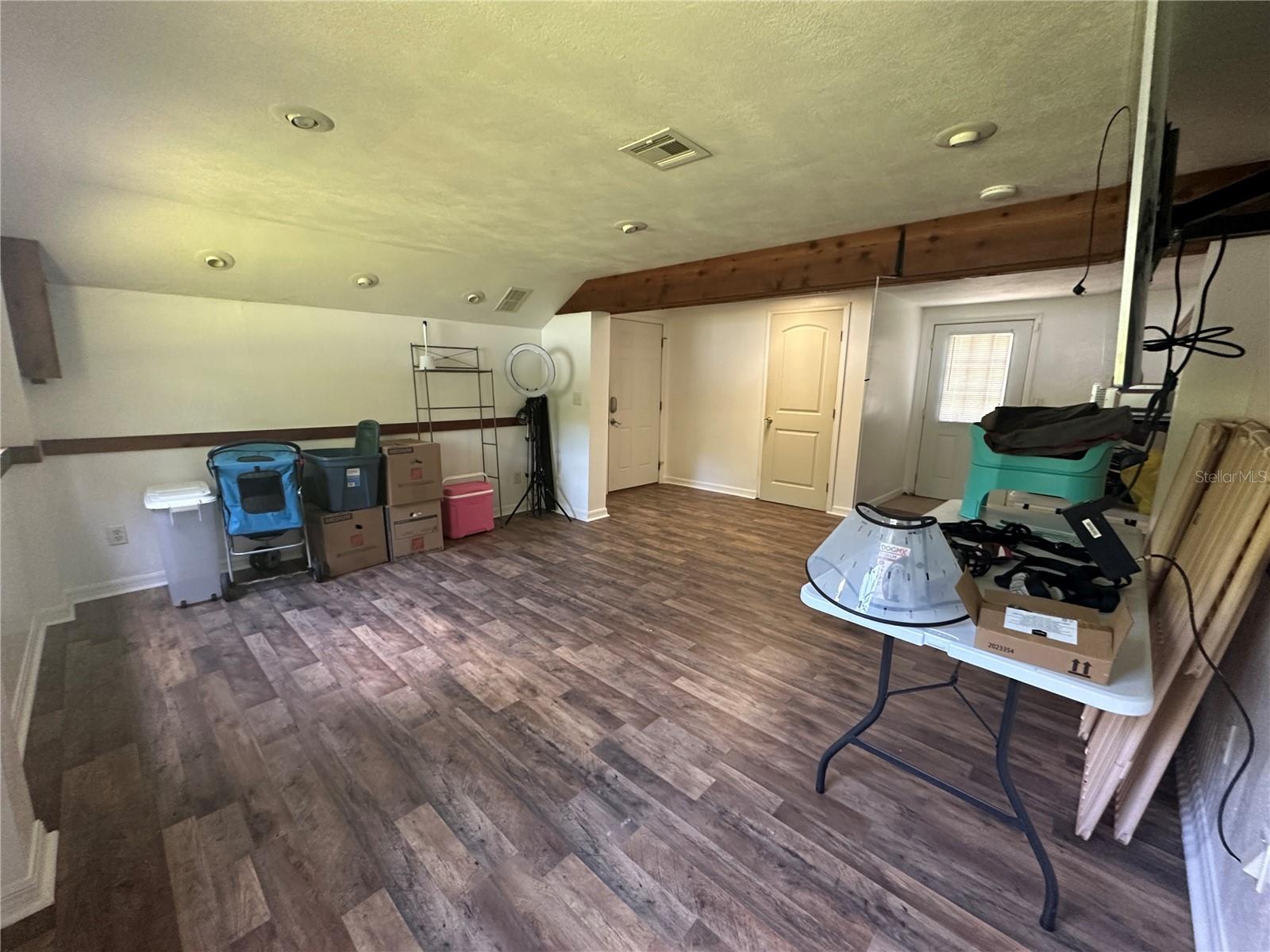 SABAL PARK - Residential