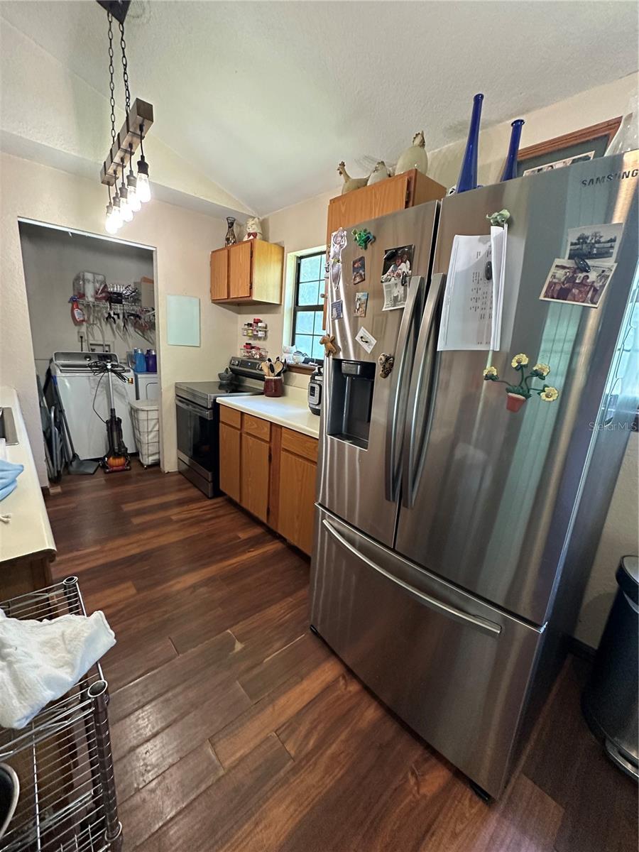 SABAL PARK - Residential