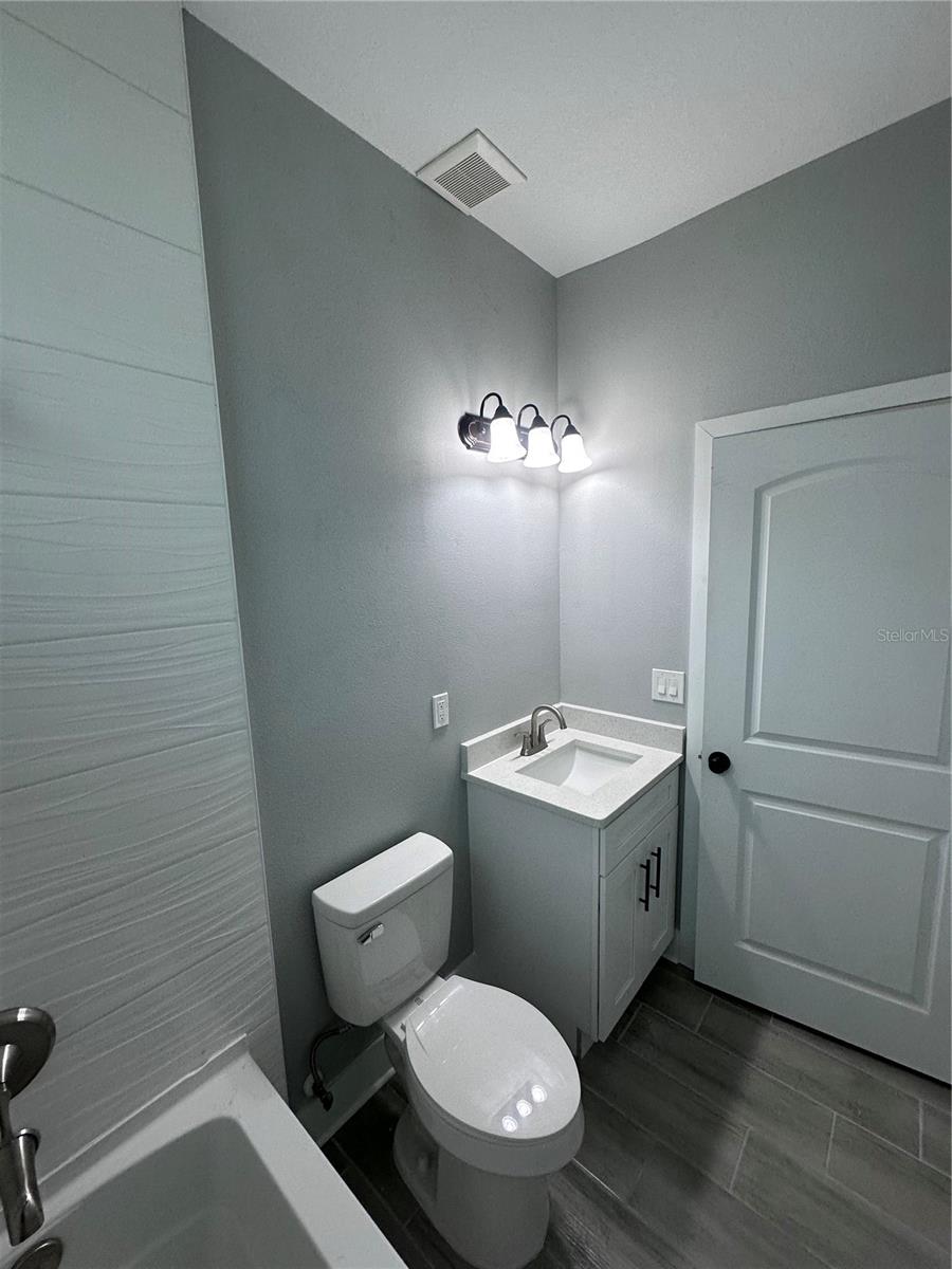 PORT CHARLOTTE SEC 052 - Residential Lease