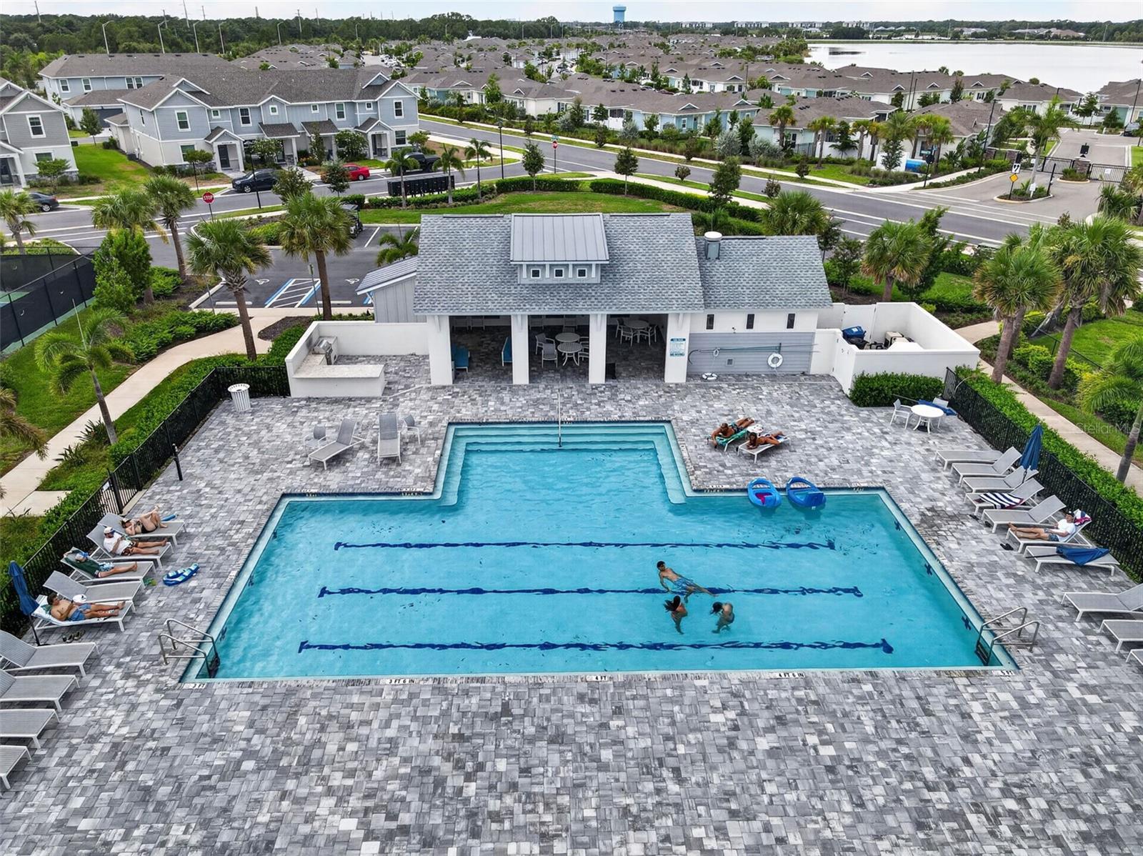NAUTIQUE/WATERSIDE - Residential