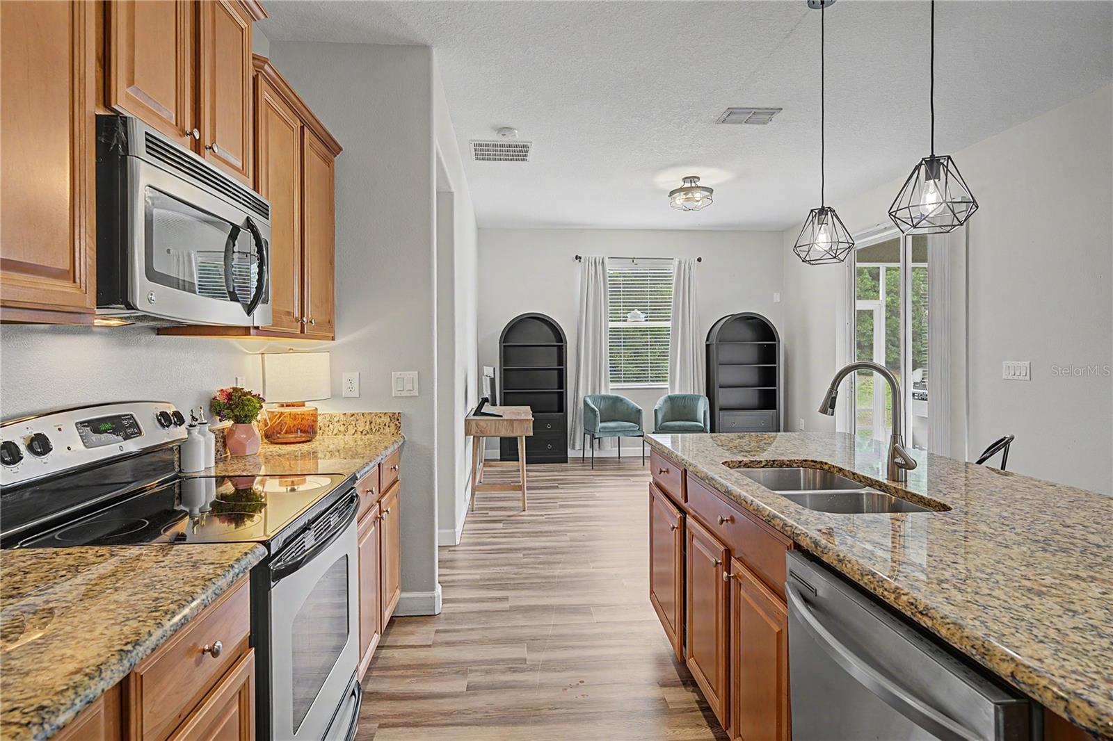 HERITAGE ISLES - Residential