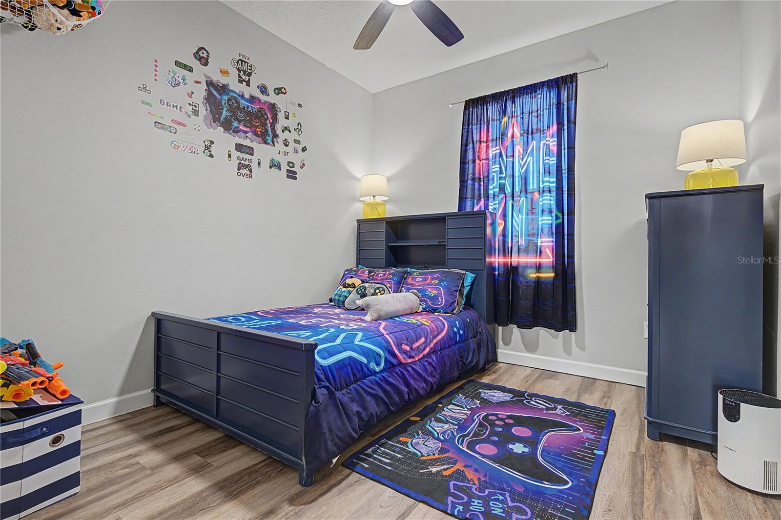 HERITAGE ISLES - Residential