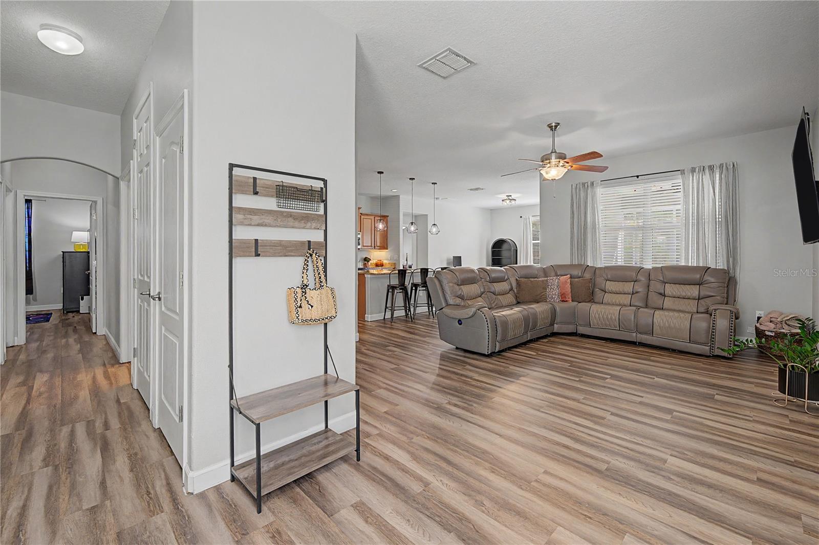 HERITAGE ISLES - Residential