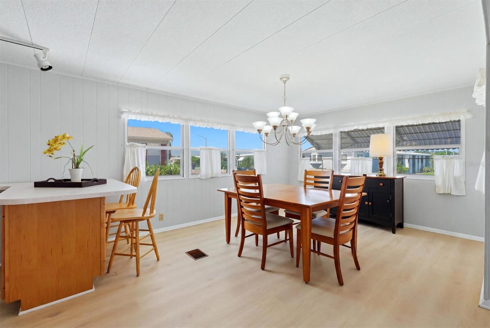 TIDEVUE ESTATES FIRST ADD - Residential
