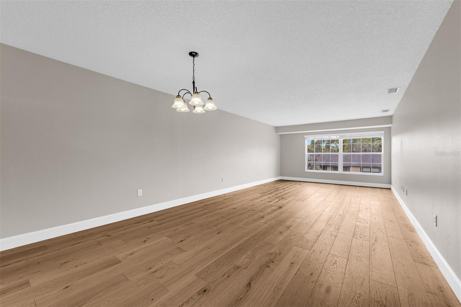 MOUNT DORA LAKEWOOD CONDO - Residential