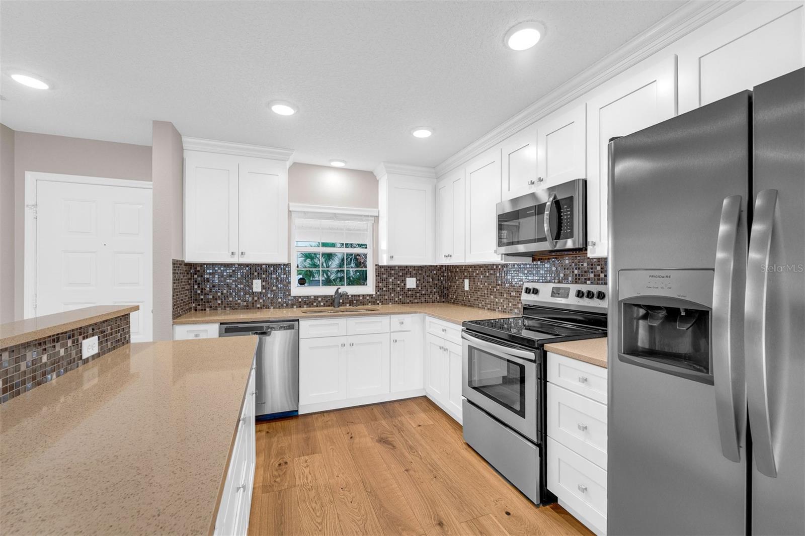 MOUNT DORA LAKEWOOD CONDO - Residential