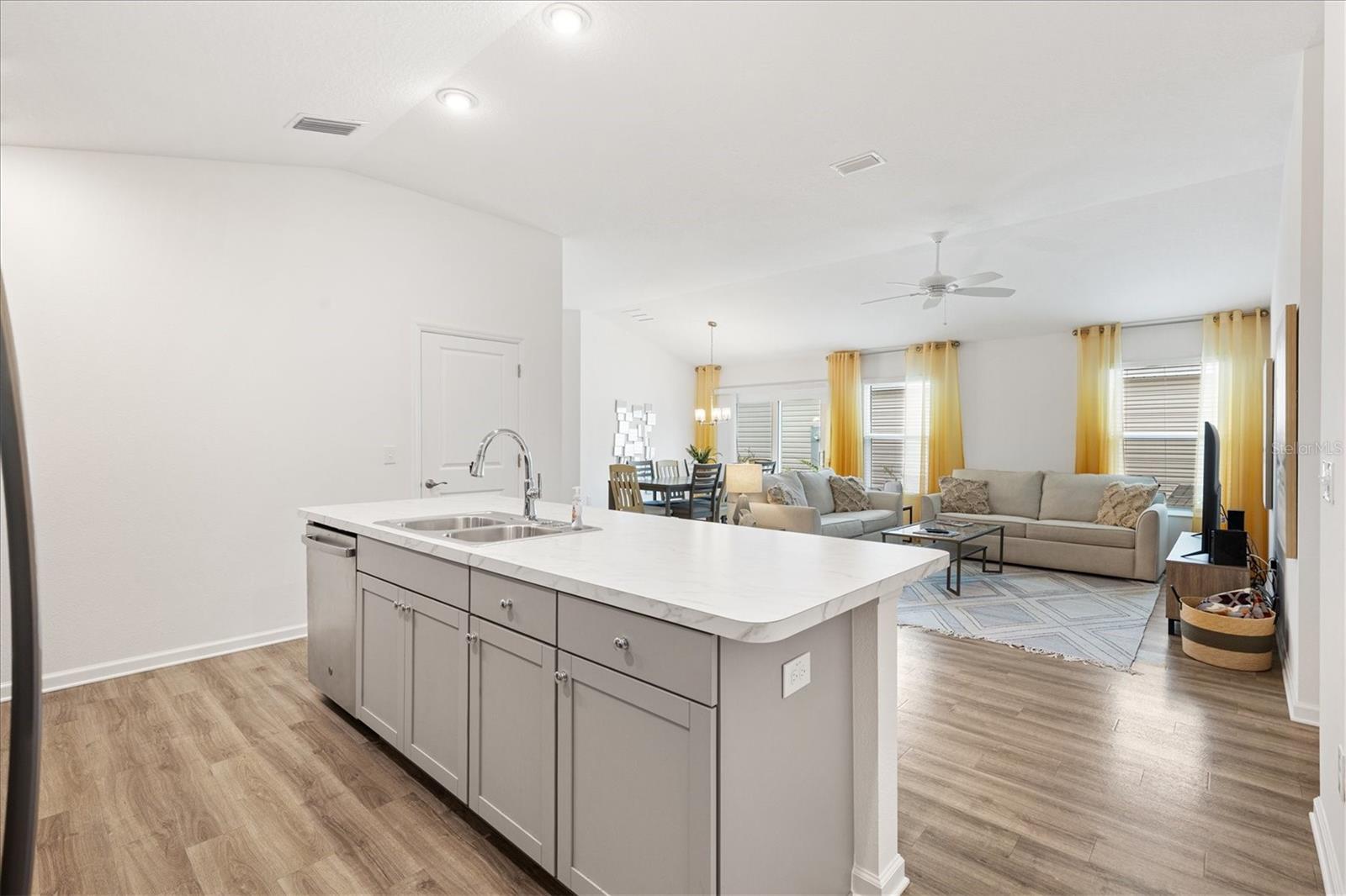 VILLAGE OF NEWELL - Residential