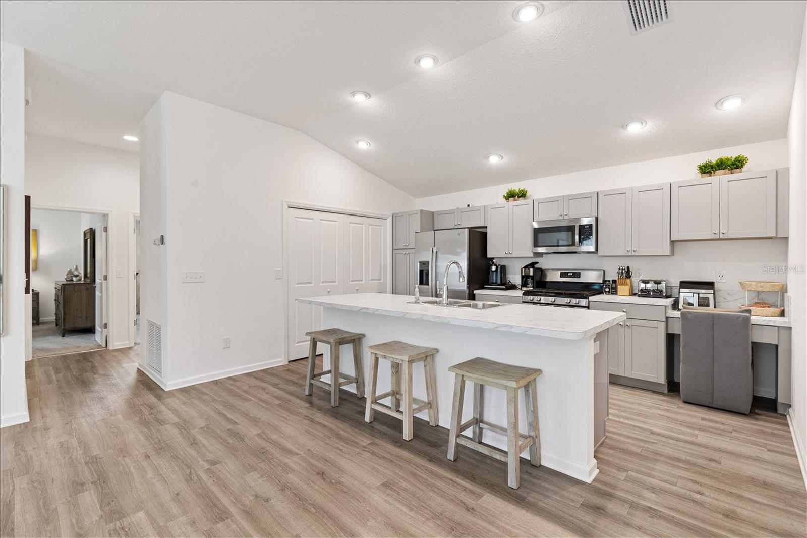 VILLAGE OF NEWELL - Residential