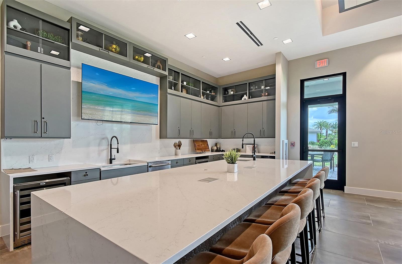 AZARIO ESPLANADE PH III SUBPH D - Residential